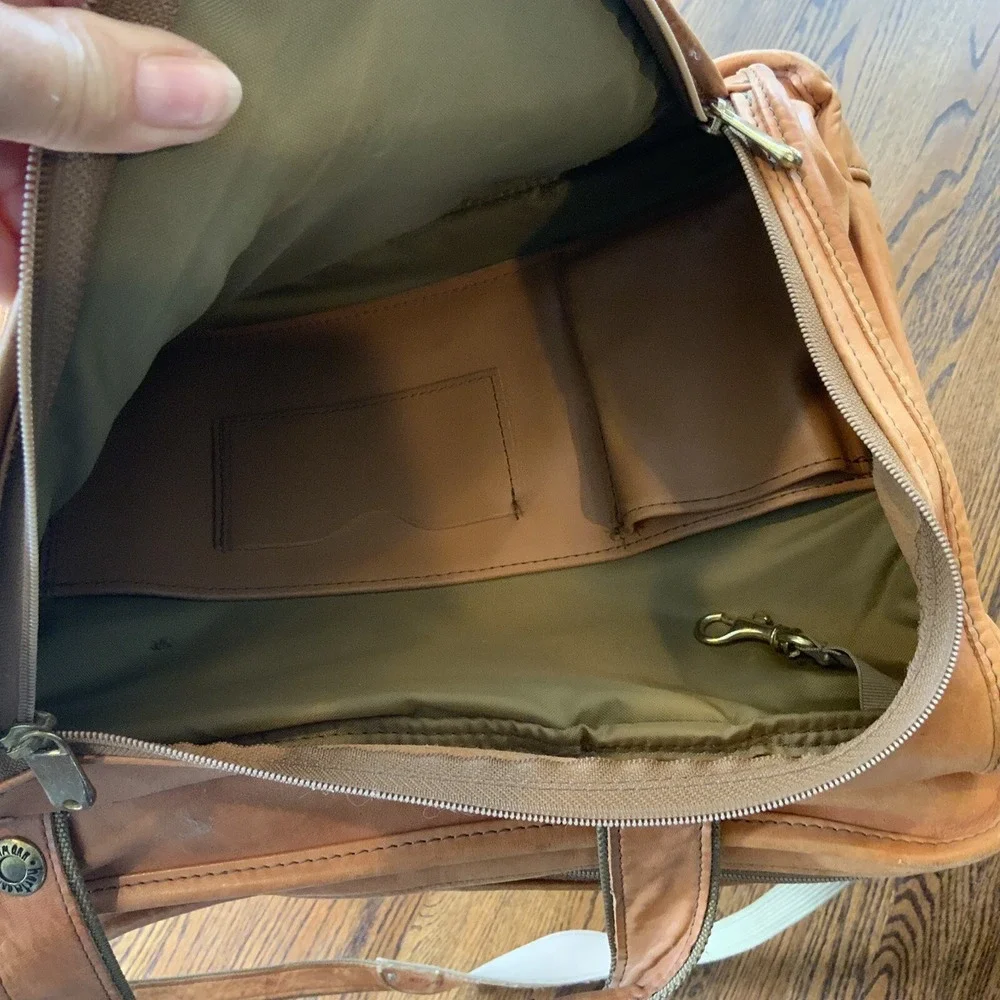 Hartmann Expandable Leather Briefcase Laptop Shoulder Bag Carry On Messenger Bag